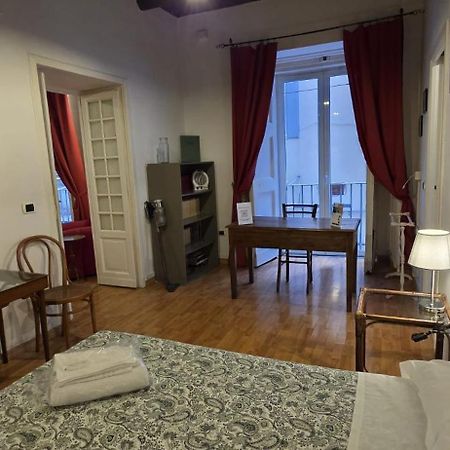 Appartamento Casa Toledo เนเปิลส์ ภายนอก รูปภาพ
