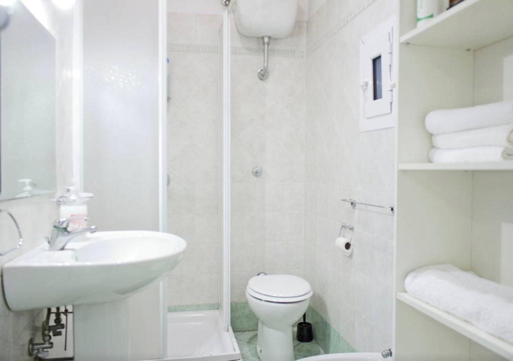 Appartamento Casa Toledo เนเปิลส์ ภายนอก รูปภาพ